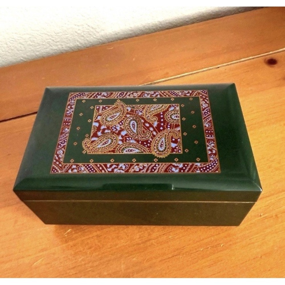 OTAGIRI Paisley Music Box "Romeo&Juliet"‎ B12/452 VTG Japan Maryann Baker